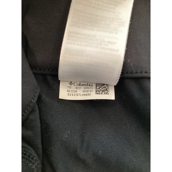 Columbia Skort Tennis Golf Pickleball Sports Black Ruching Omni-Shield - Medium - Picture 9 of 9